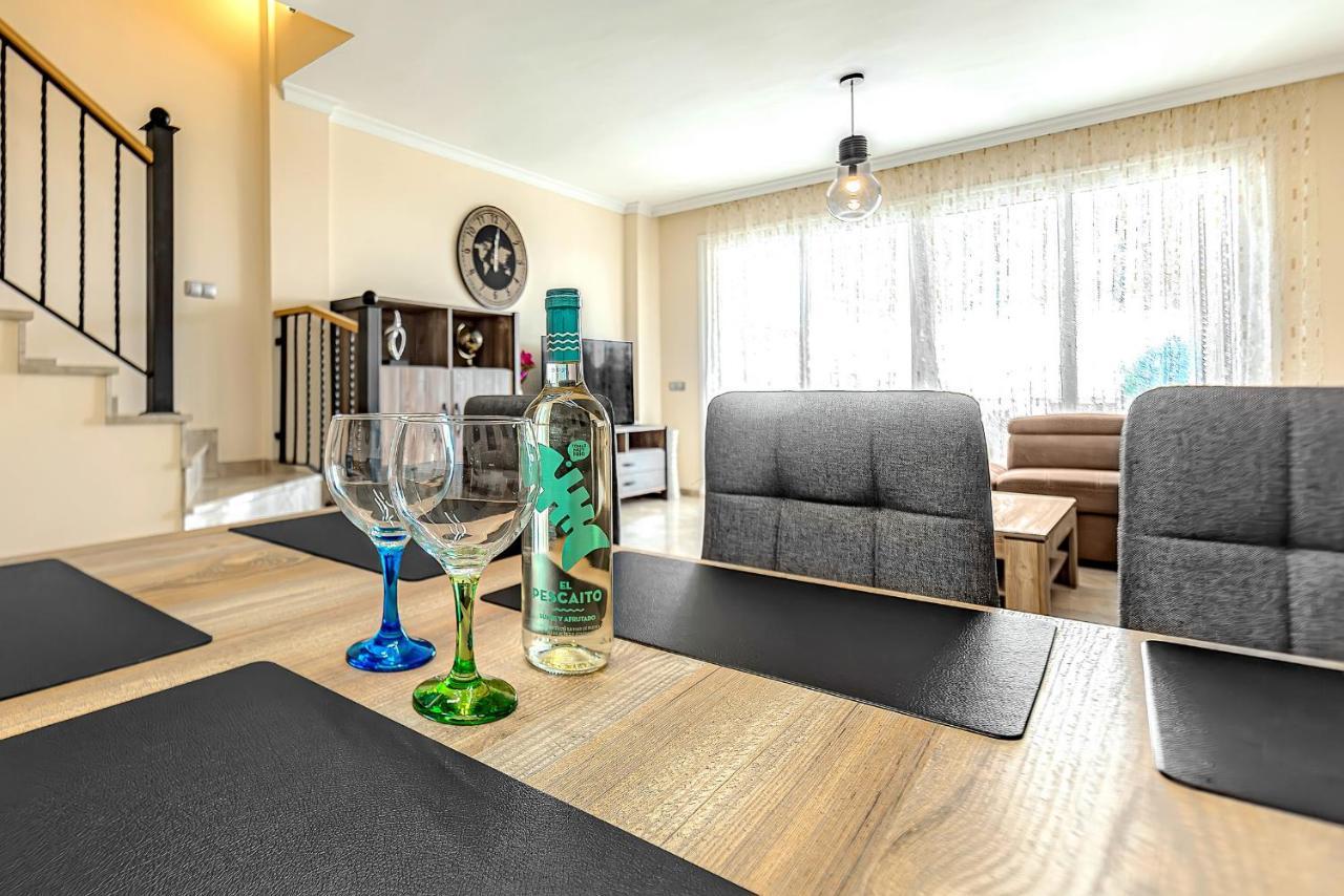 Spacious Ocean View Family Townhouse Puerto de Santiago  Zewnętrze zdjęcie